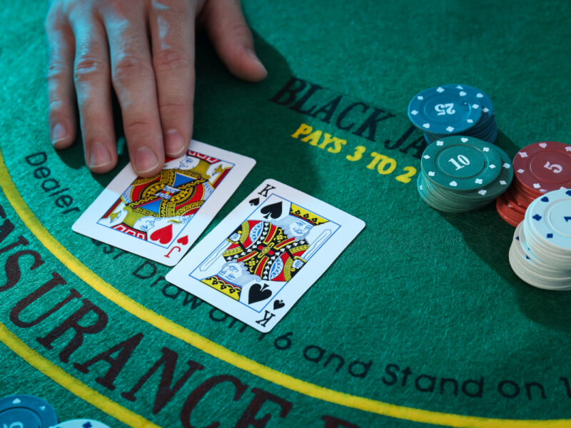 Stratégies de base pour apprendre à gagner au blackjack facilement